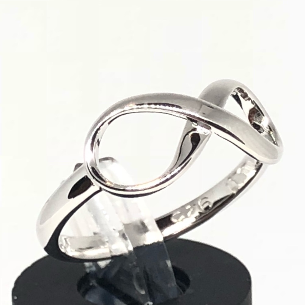 Sterling Silver Infinity Ring - Picture 7 of 8